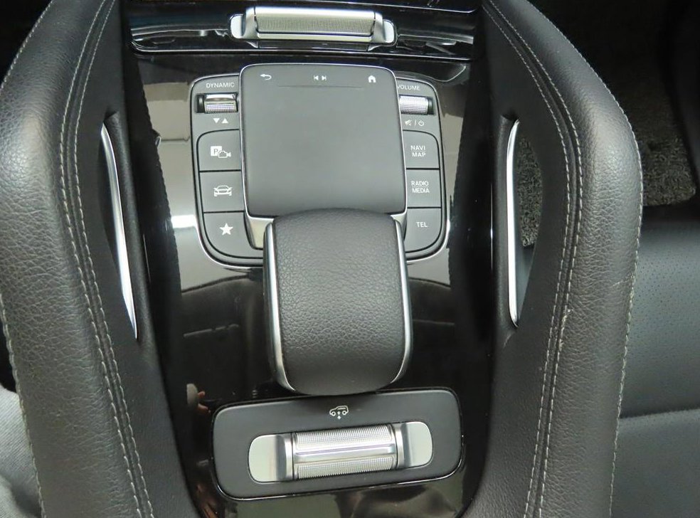 벤츠 GLE 클래스 GLE 300d 4MATIC 사진 13