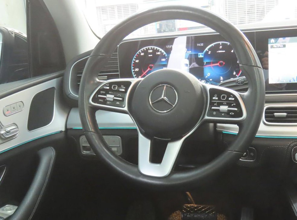벤츠 GLE 클래스 GLE 300d 4MATIC 사진 16