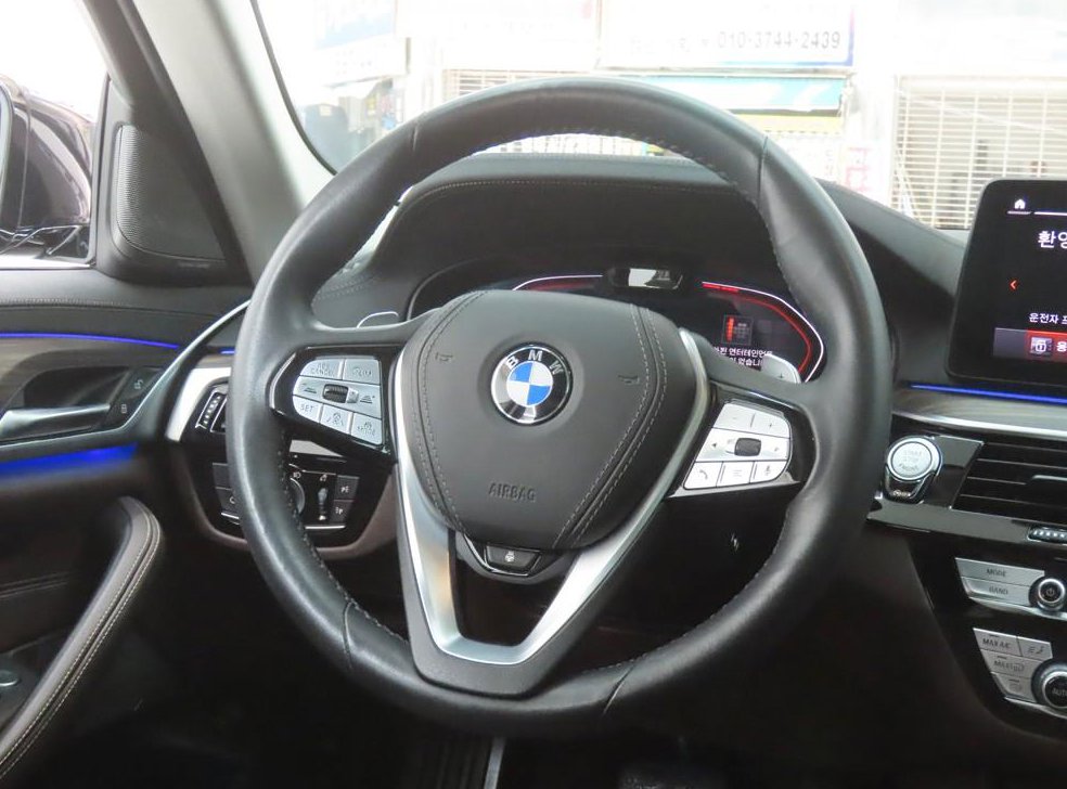 BMW 5시리즈 530i 럭셔리 사진 17