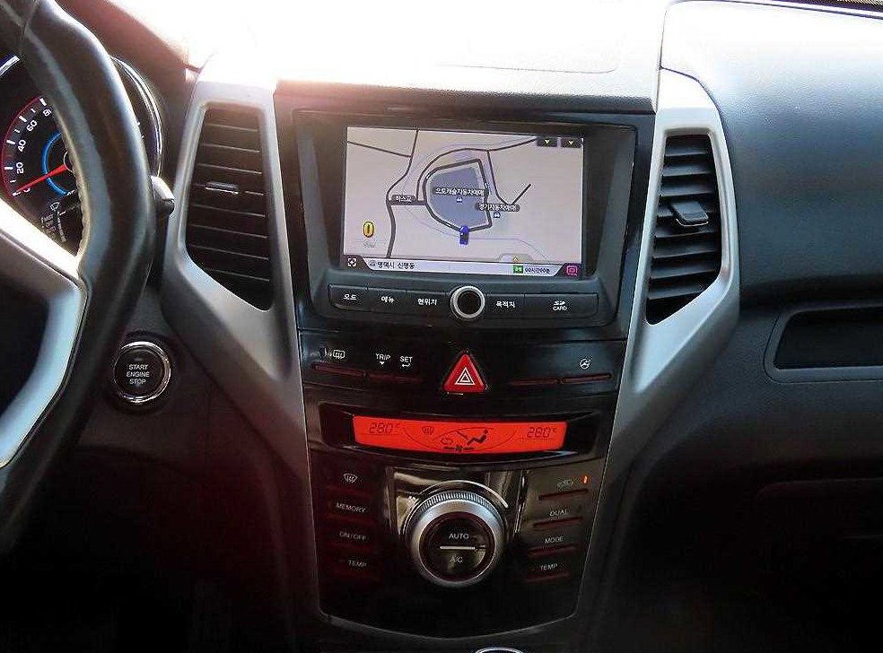 KG모빌리티(쌍용)  티볼리 가솔린 2WD 1.6 VX 사진 10