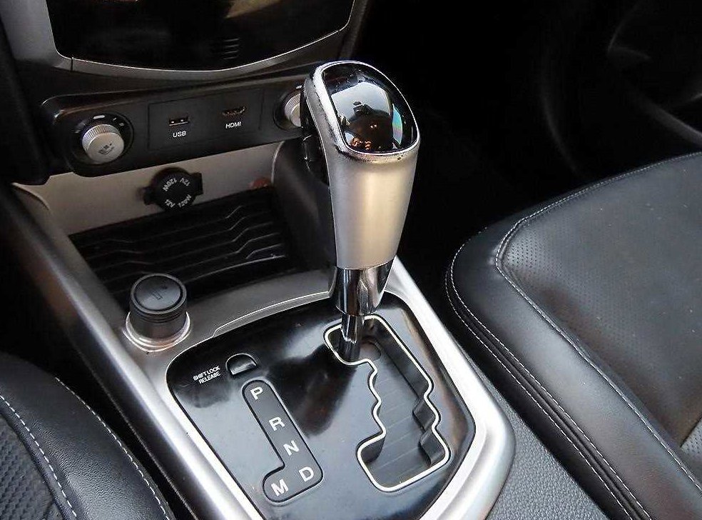 KG모빌리티(쌍용)  티볼리 가솔린 2WD 1.6 VX 사진 11