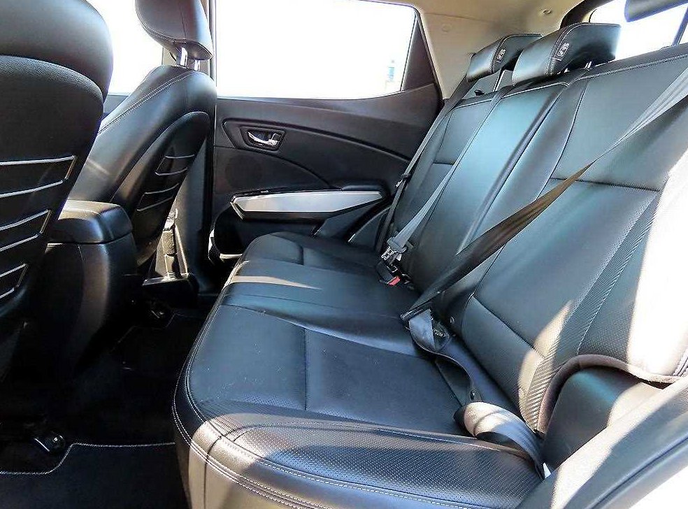 KG모빌리티(쌍용)  티볼리 가솔린 2WD 1.6 VX 사진 6