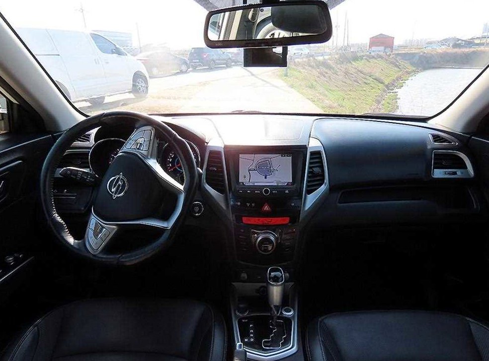 KG모빌리티(쌍용)  티볼리 가솔린 2WD 1.6 VX 사진 9