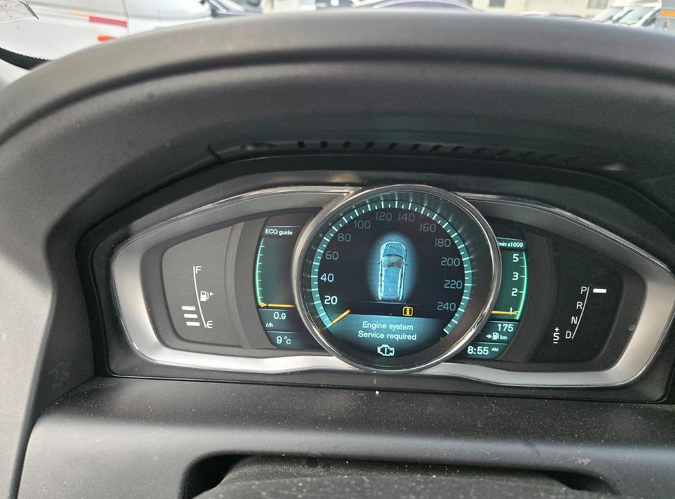 볼보 XC60 D4 사진 12