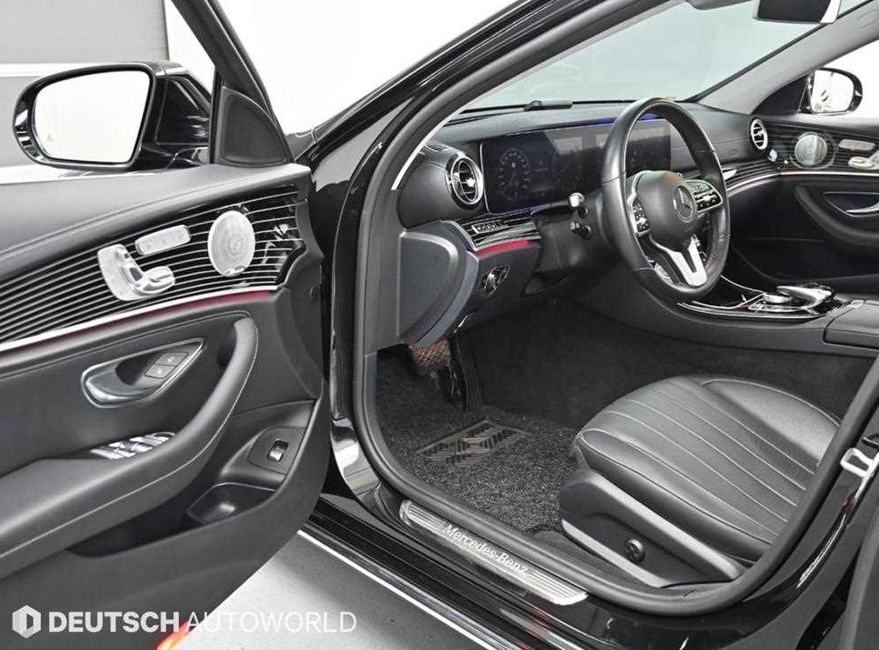 벤츠 E 클래스 E450 4MATIC 익스클루시브 사진 11