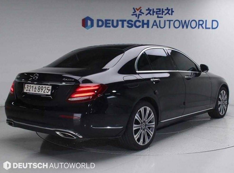 벤츠 E 클래스 E450 4MATIC 익스클루시브 사진 2