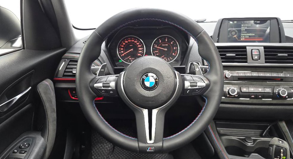 BMW 1시리즈 118d 스포츠 사진 13