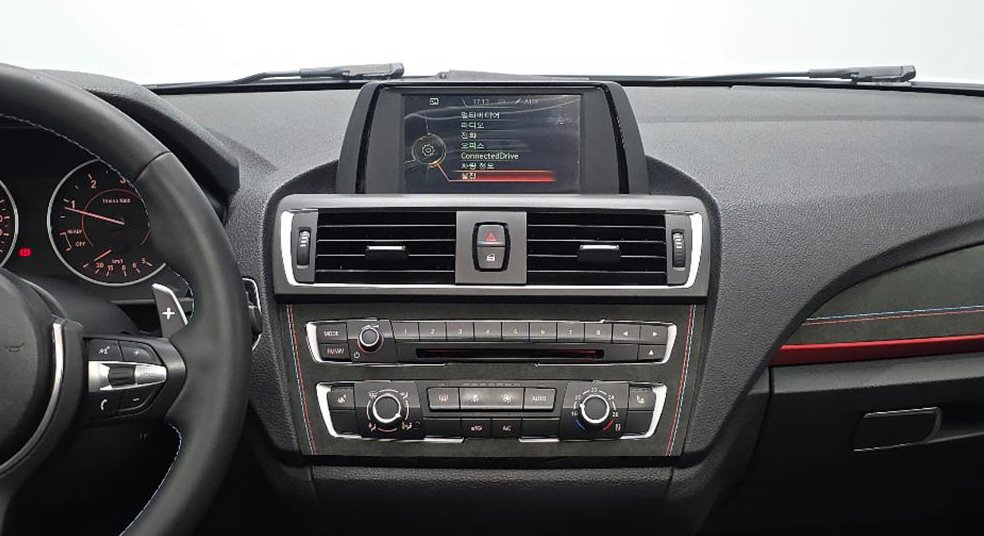 BMW 1시리즈 118d 스포츠 사진 14