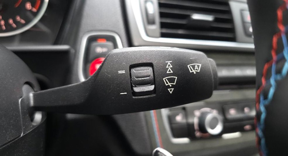 BMW 1시리즈 118d 스포츠 사진 18