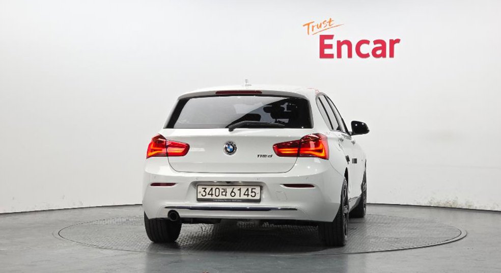 BMW 1시리즈 118d 스포츠 사진 4
