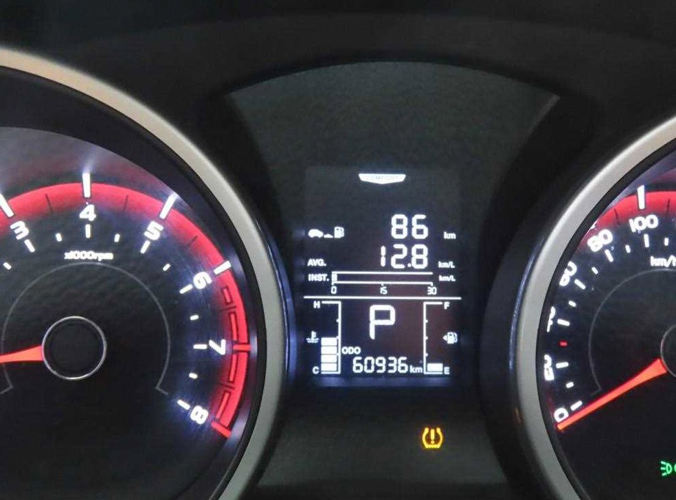 KG모빌리티(쌍용)  티볼리 가솔린 2WD 1.6 LX 사진 8