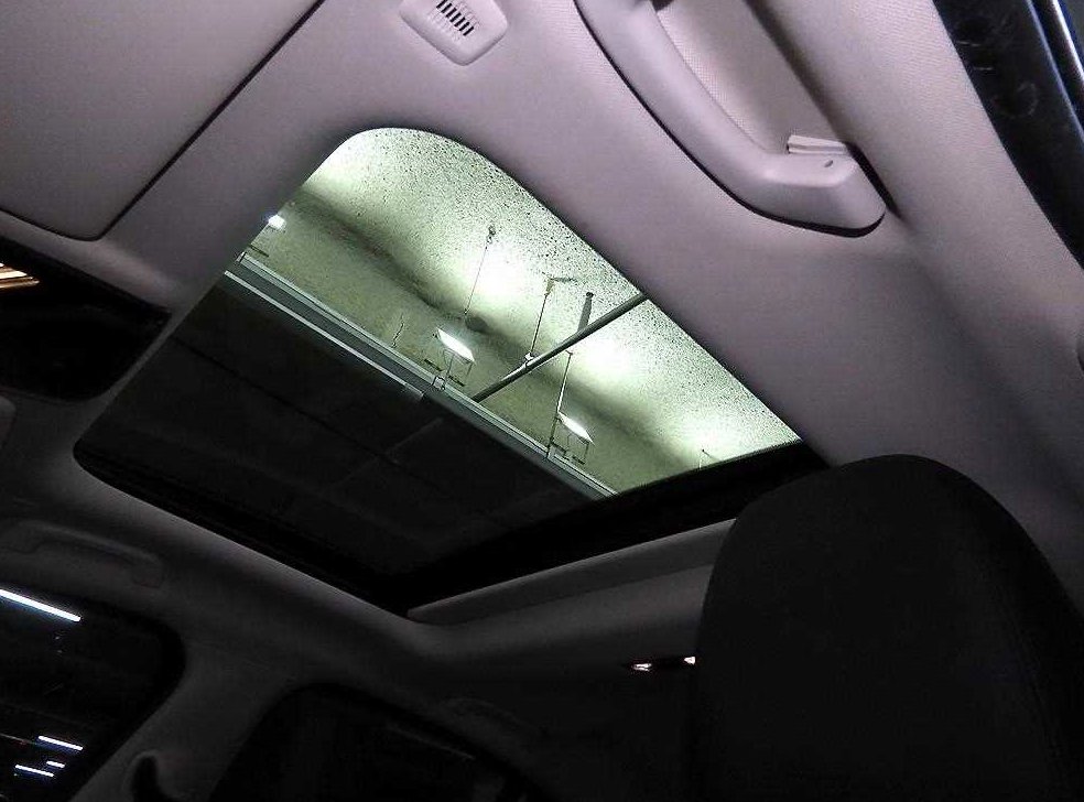 BMW 3시리즈 320i 사진 18