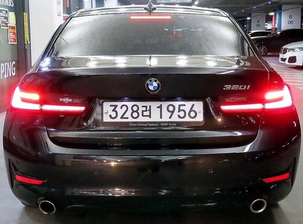 BMW 3시리즈 320i 사진 5