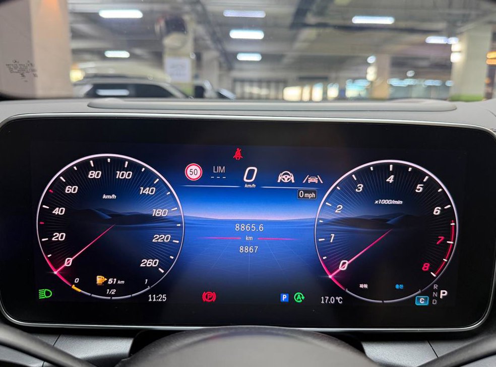 벤츠 GLC 클래스 GLC300 4MATIC 쿠페 AMG 라인 사진 10