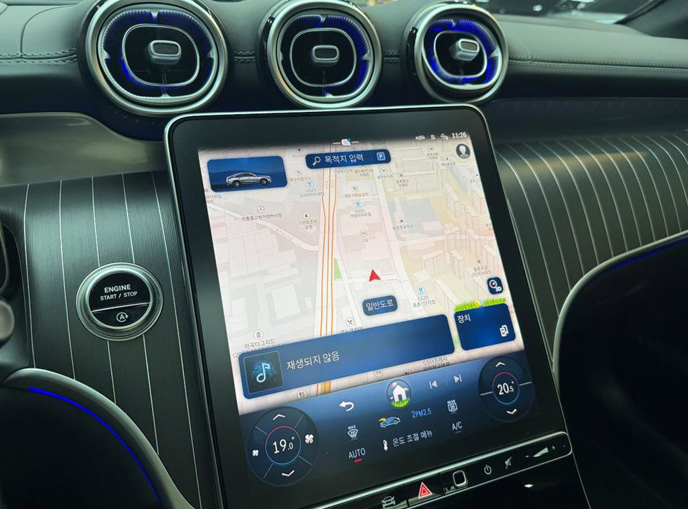 벤츠 GLC 클래스 GLC300 4MATIC 쿠페 AMG 라인 사진 11