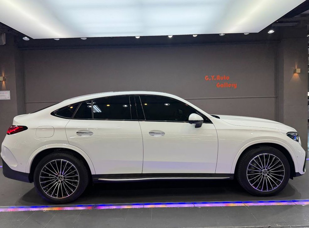 벤츠 GLC 클래스 GLC300 4MATIC 쿠페 AMG 라인 사진 5