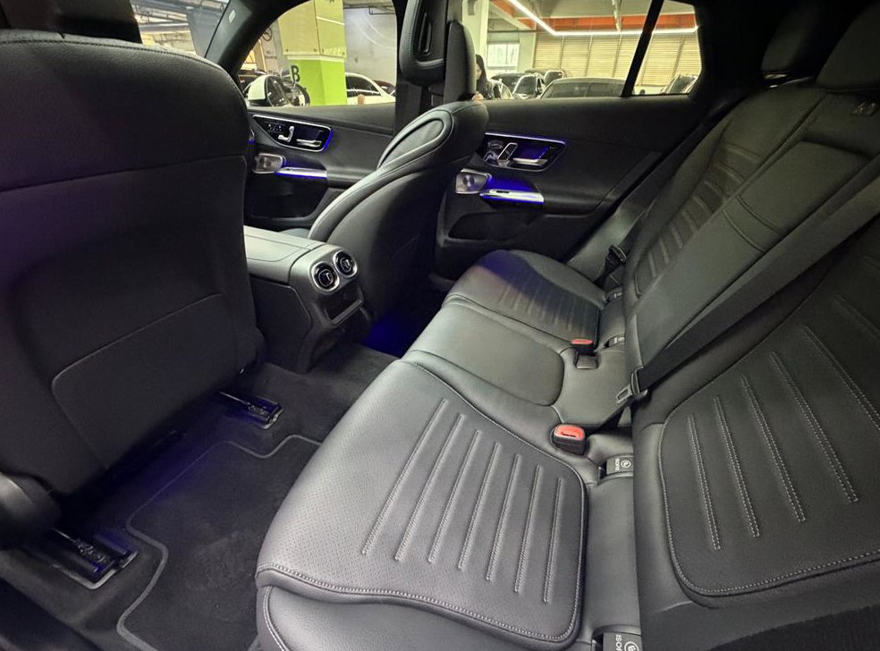 벤츠 GLC 클래스 GLC300 4MATIC 쿠페 AMG 라인 사진 8