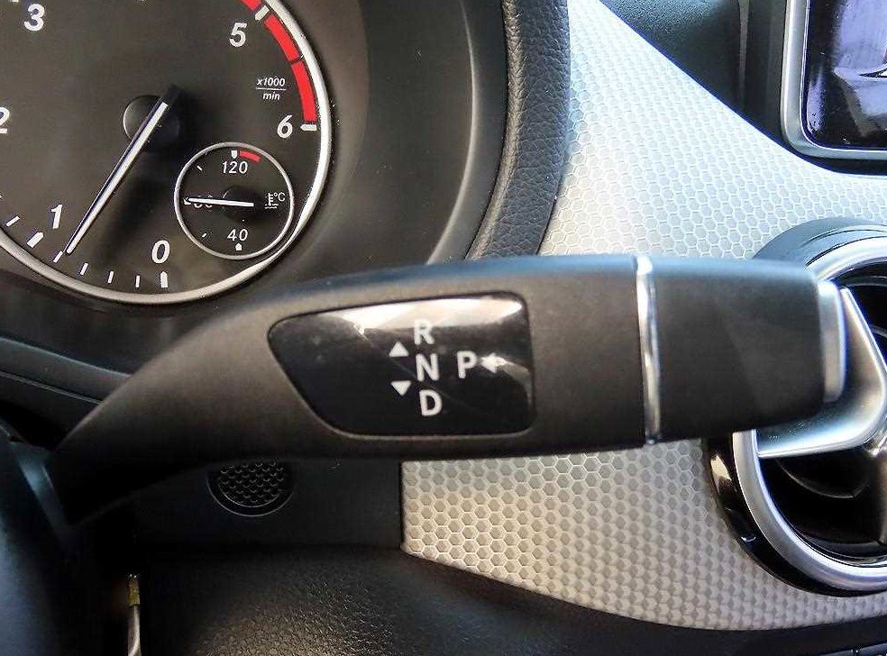 벤츠 B 클래스 (MY B) B200 CDI 블루이피션시 스포츠팩 사진 10
