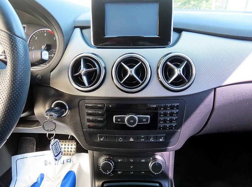 벤츠 B 클래스 (MY B) B200 CDI 블루이피션시 스포츠팩 사진 14