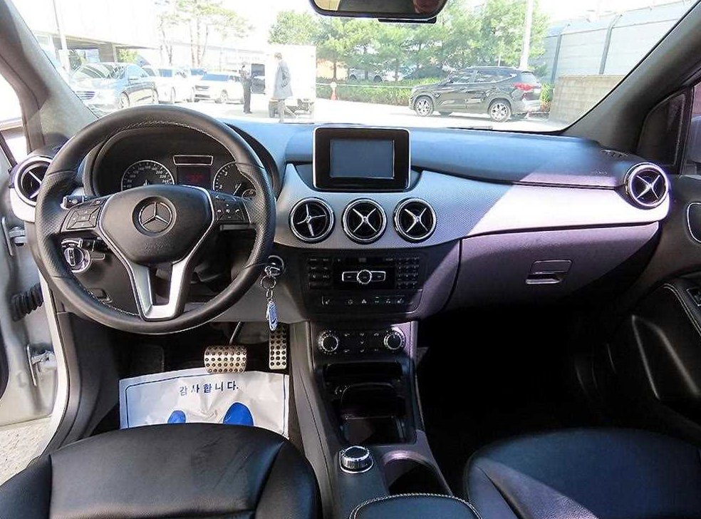 벤츠 B 클래스 (MY B) B200 CDI 블루이피션시 스포츠팩 사진 7