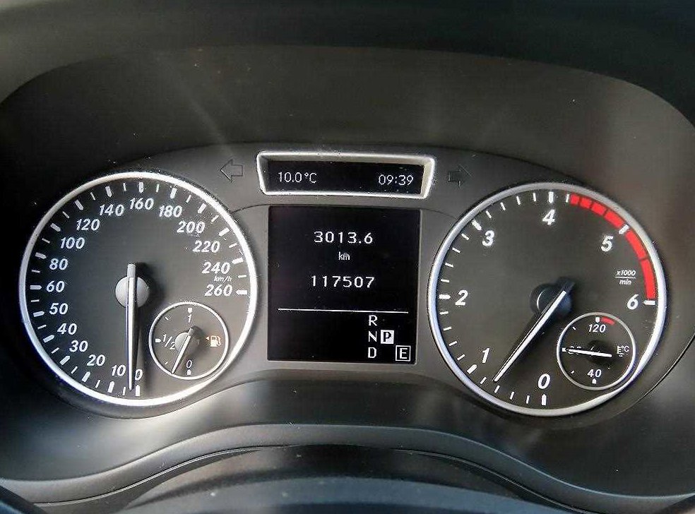 벤츠 B 클래스 (MY B) B200 CDI 블루이피션시 스포츠팩 사진 9