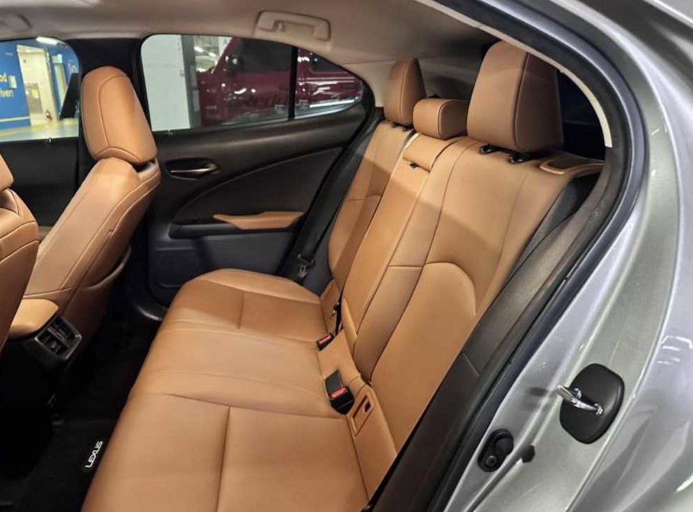 렉서스 UX 2.0 2WD 사진 14