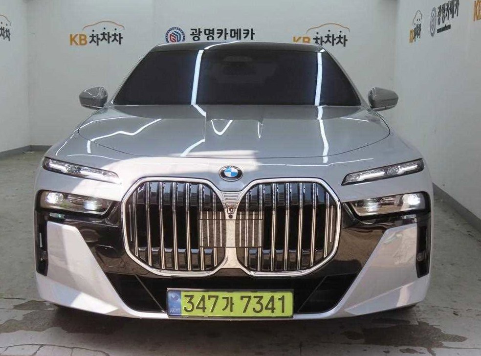 BMW 7시리즈 740i xDrive M 스포츠