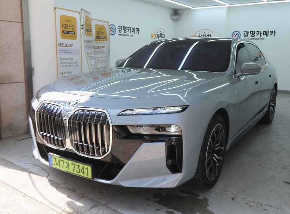 BMW 7시리즈 740i xDrive M 스포츠 사진 2
