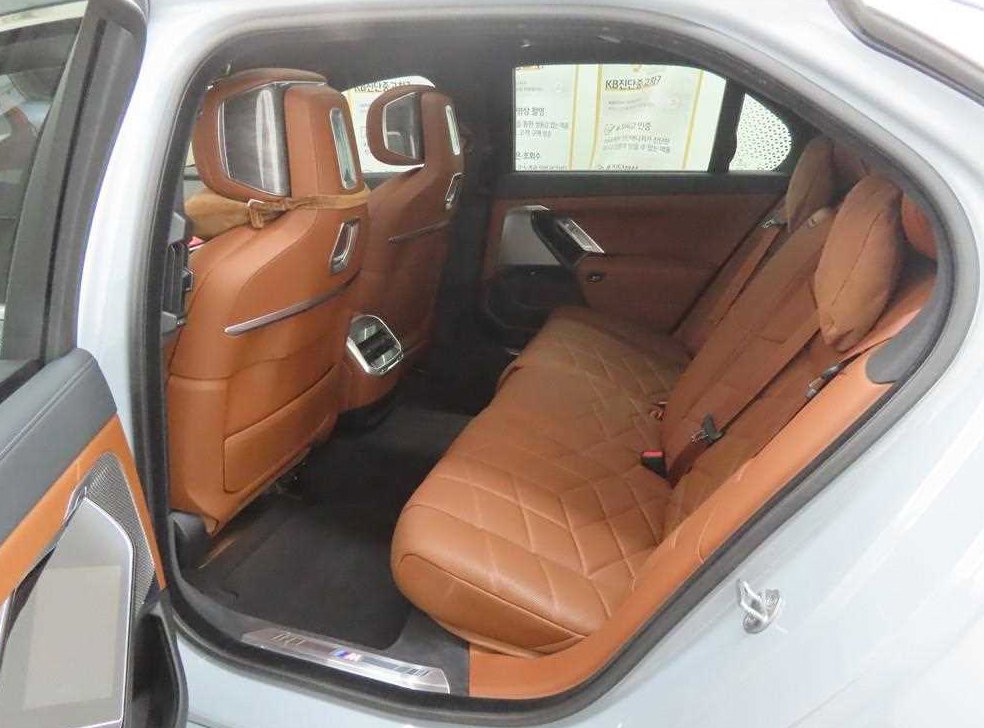 BMW 7시리즈 740i xDrive M 스포츠 사진 6