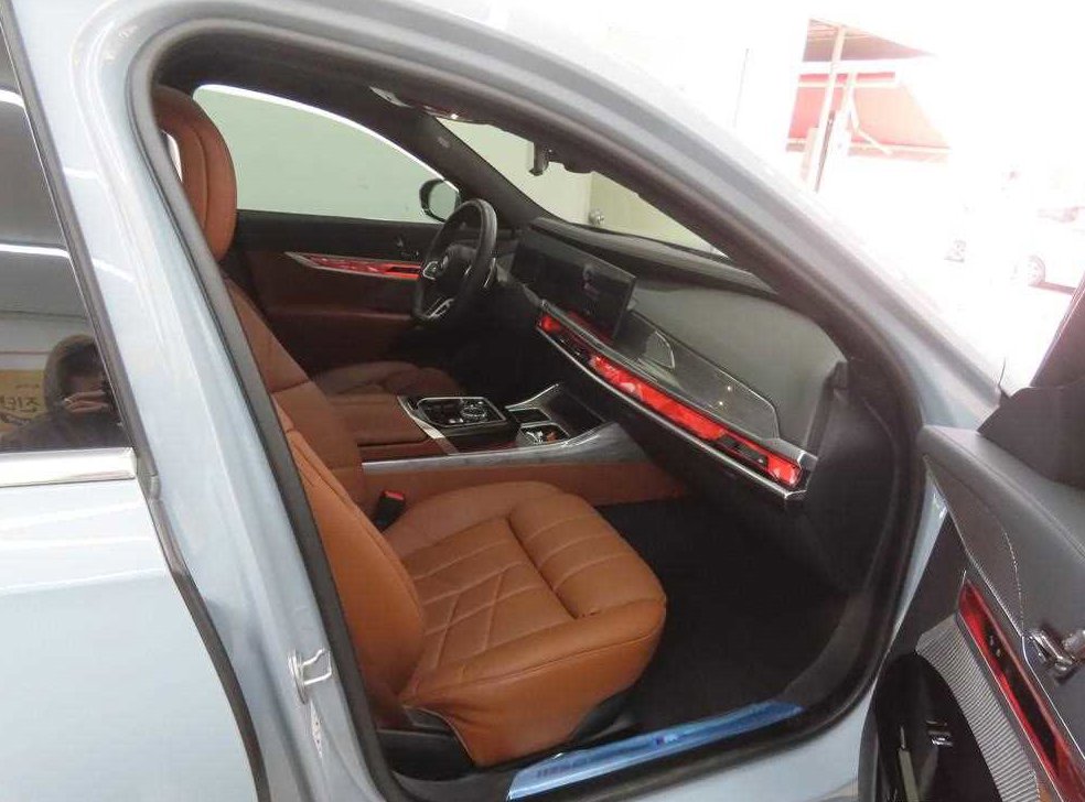 BMW 7시리즈 740i xDrive M 스포츠 사진 8