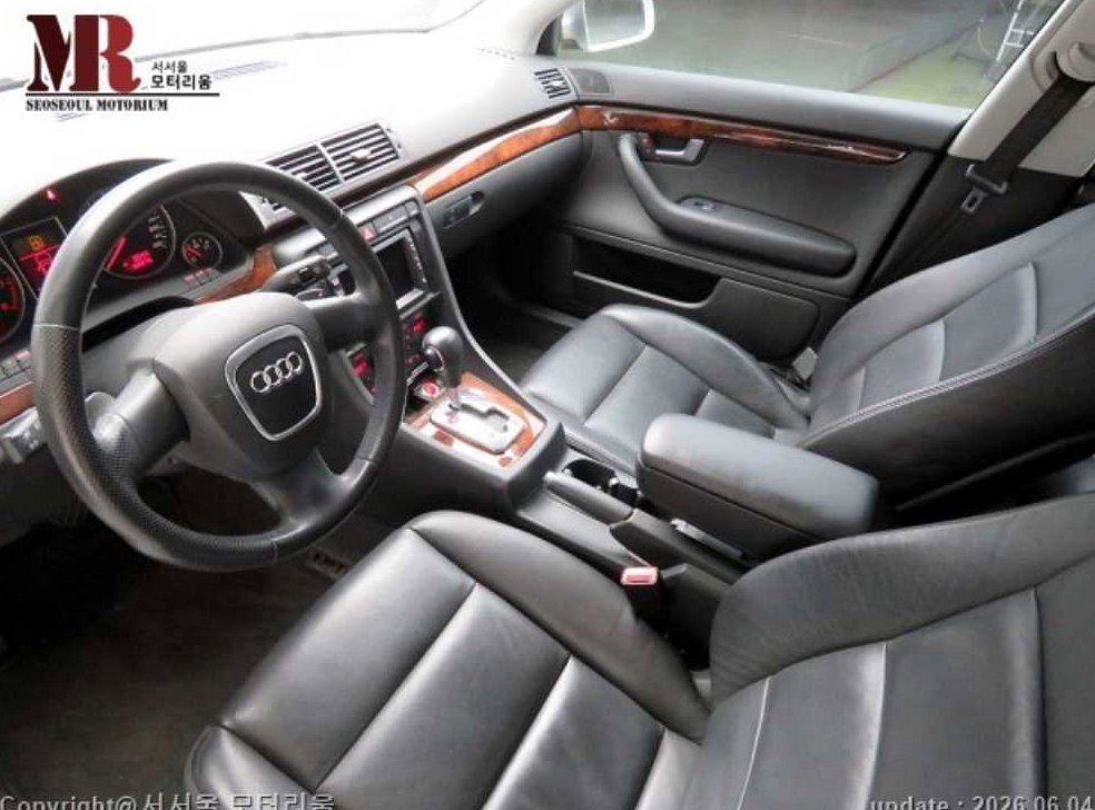 아우디 A4 2.0 TFSI 사진 7