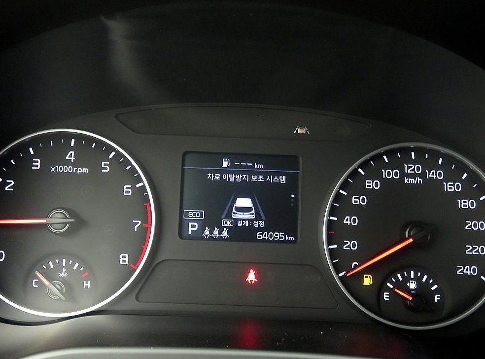 기아 셀토스 가솔린 1.6 터보 2WD 사진 12