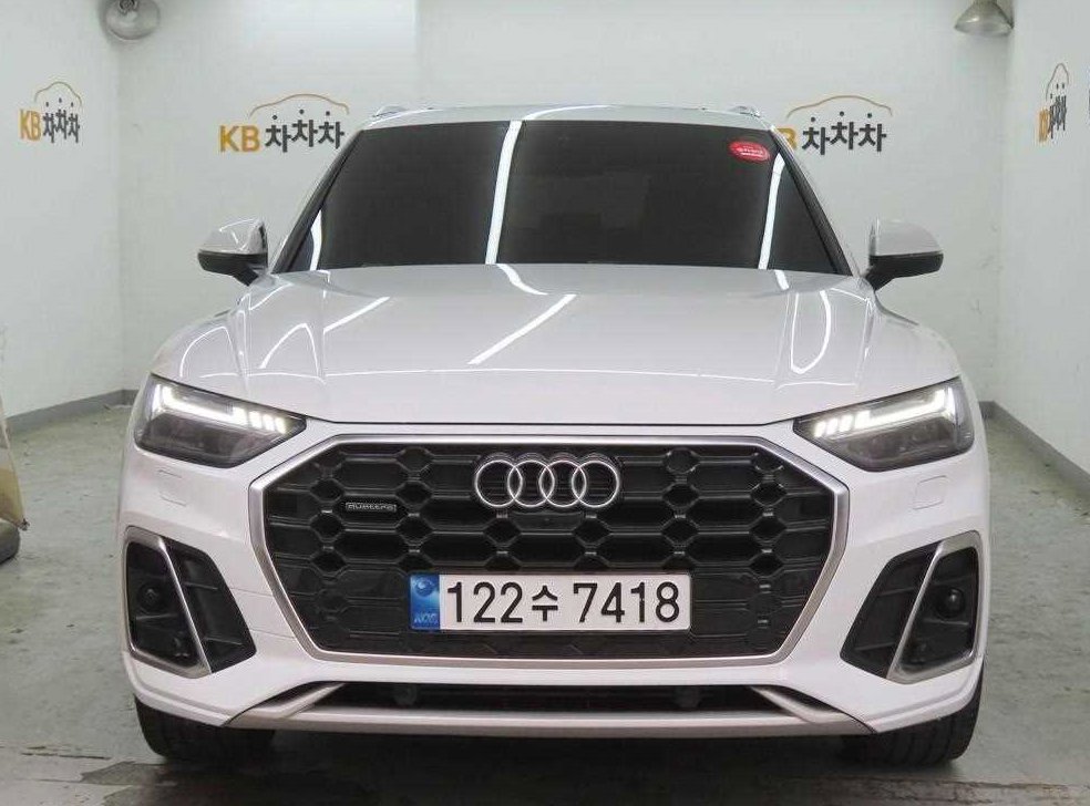 아우디 Q5 45 TFSI 콰트로 프리미엄