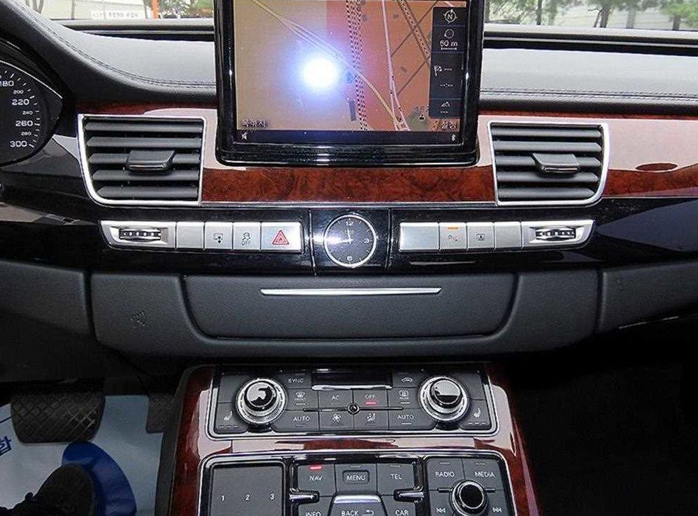 아우디 A8 3.0 TFSI 콰트로 사진 11