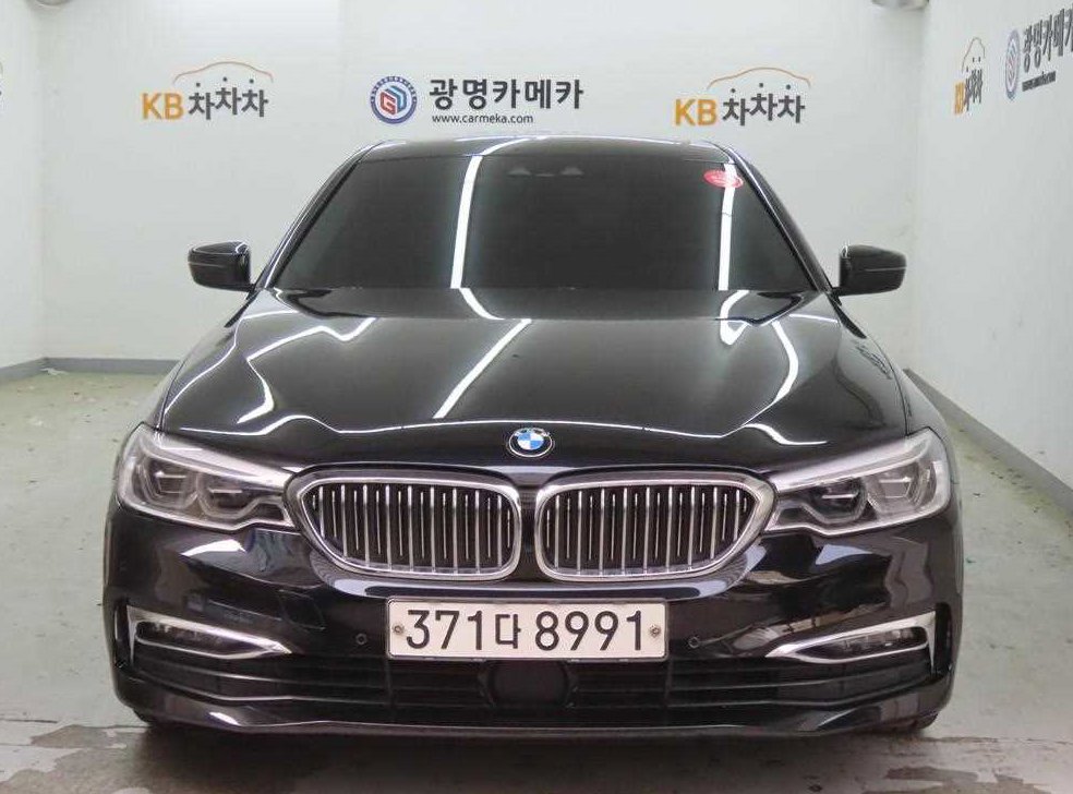 BMW 5시리즈 520d xDrive 럭셔리 플러스