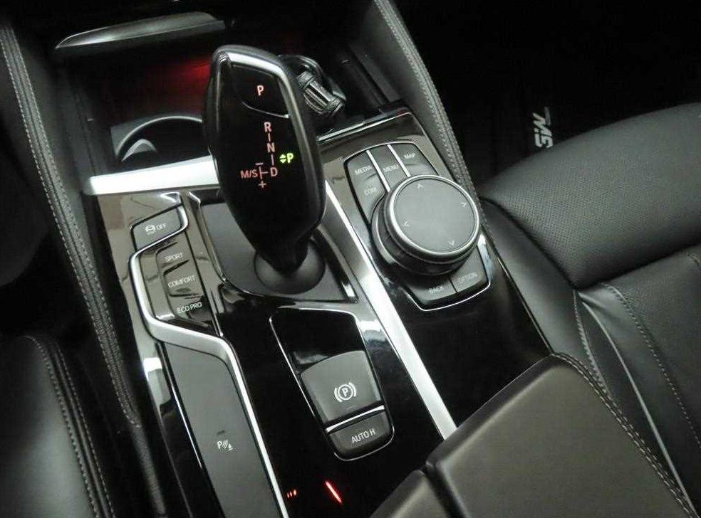 BMW 5시리즈 520d xDrive 럭셔리 플러스 사진 12