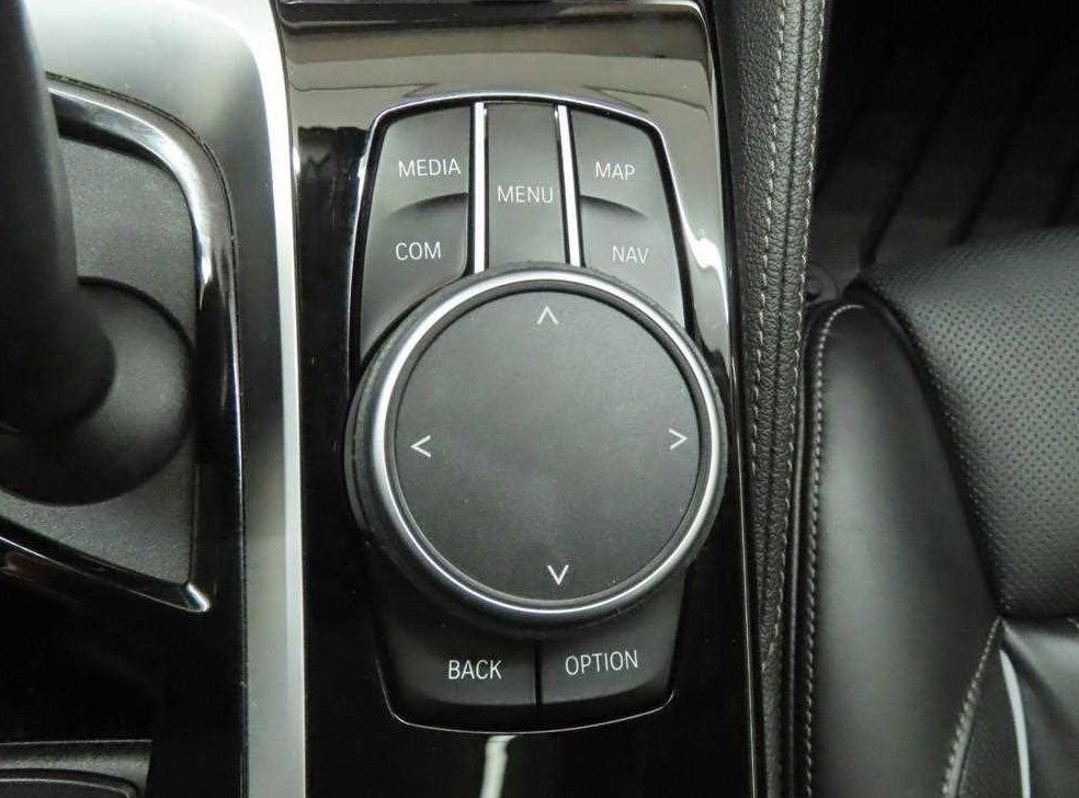 BMW 5시리즈 520d xDrive 럭셔리 플러스 사진 13