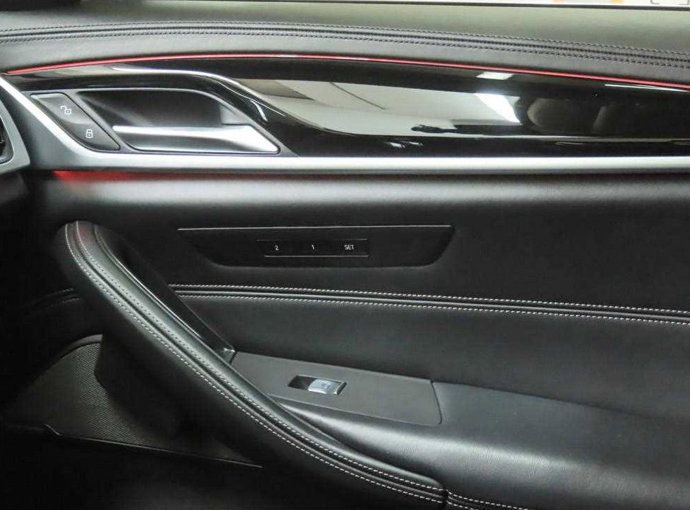 BMW 5시리즈 520d xDrive 럭셔리 플러스 사진 15