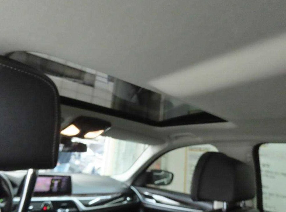 BMW 5시리즈 520d xDrive 럭셔리 플러스 사진 18