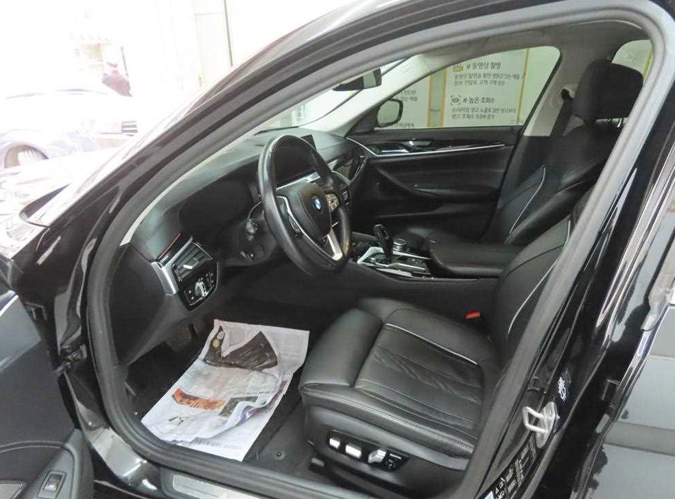 BMW 5시리즈 520d xDrive 럭셔리 플러스 사진 5