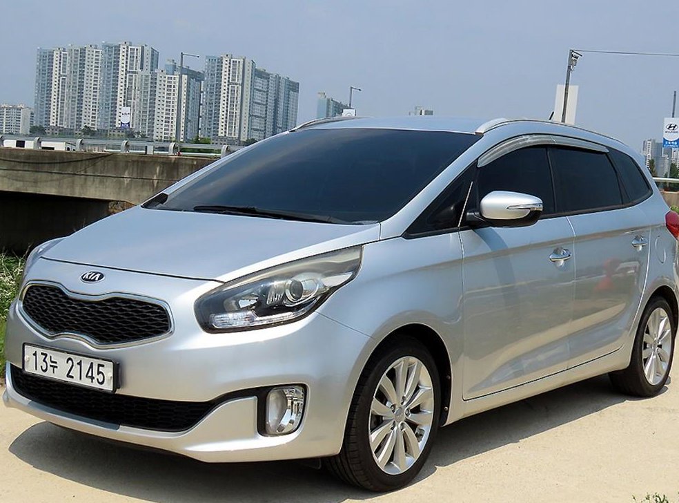 기아 카렌스 2.0 LPI 프레스티지 사진 2