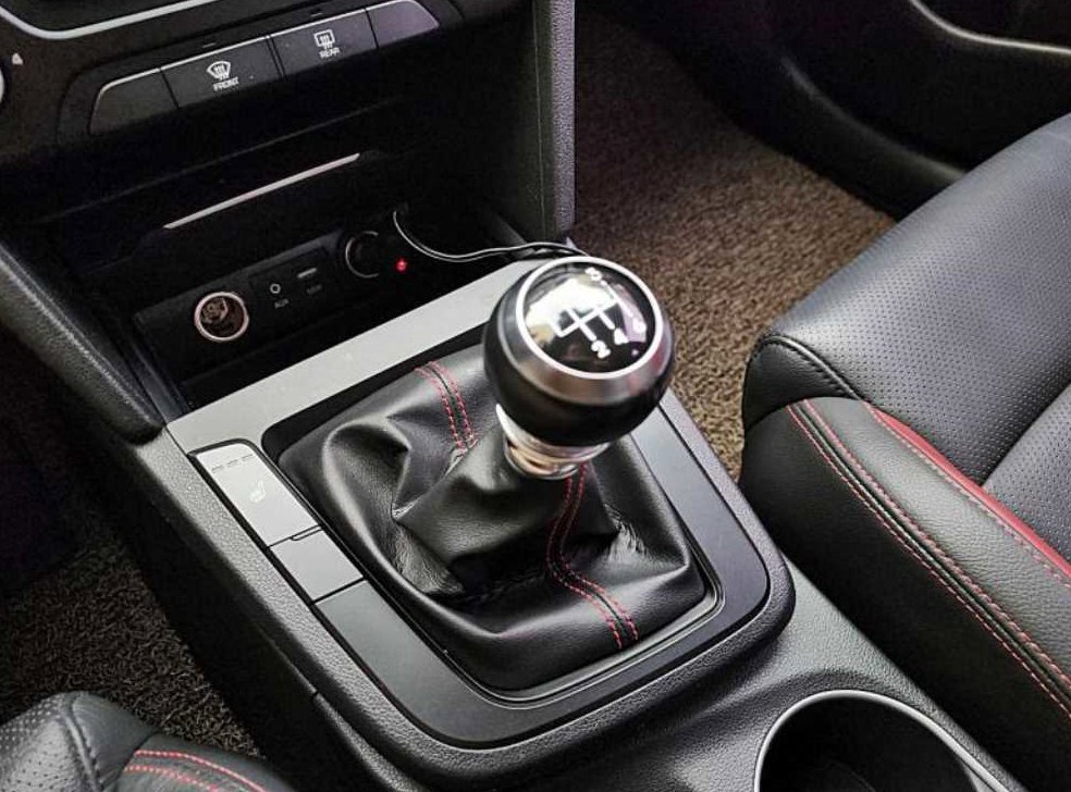 현대 아반떼 1.6 터보 스포츠 사진 11