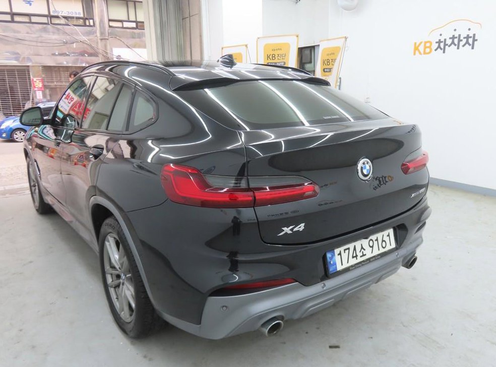 BMW X4 xDrive 20i M 스포츠 X 사진 4