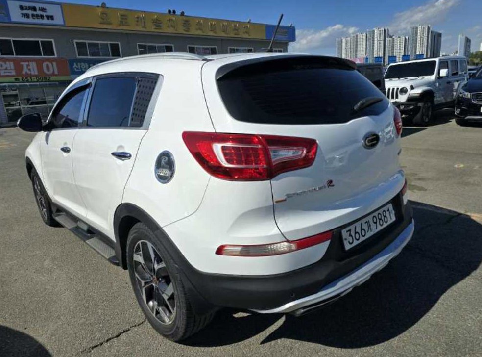기아 스포티지 2WD LIMITED 사진 3