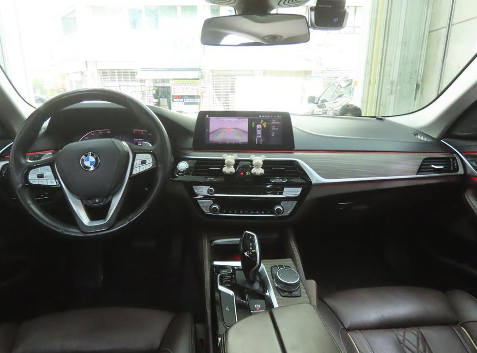 BMW 5시리즈 520d 럭셔리 플러스 사진 7