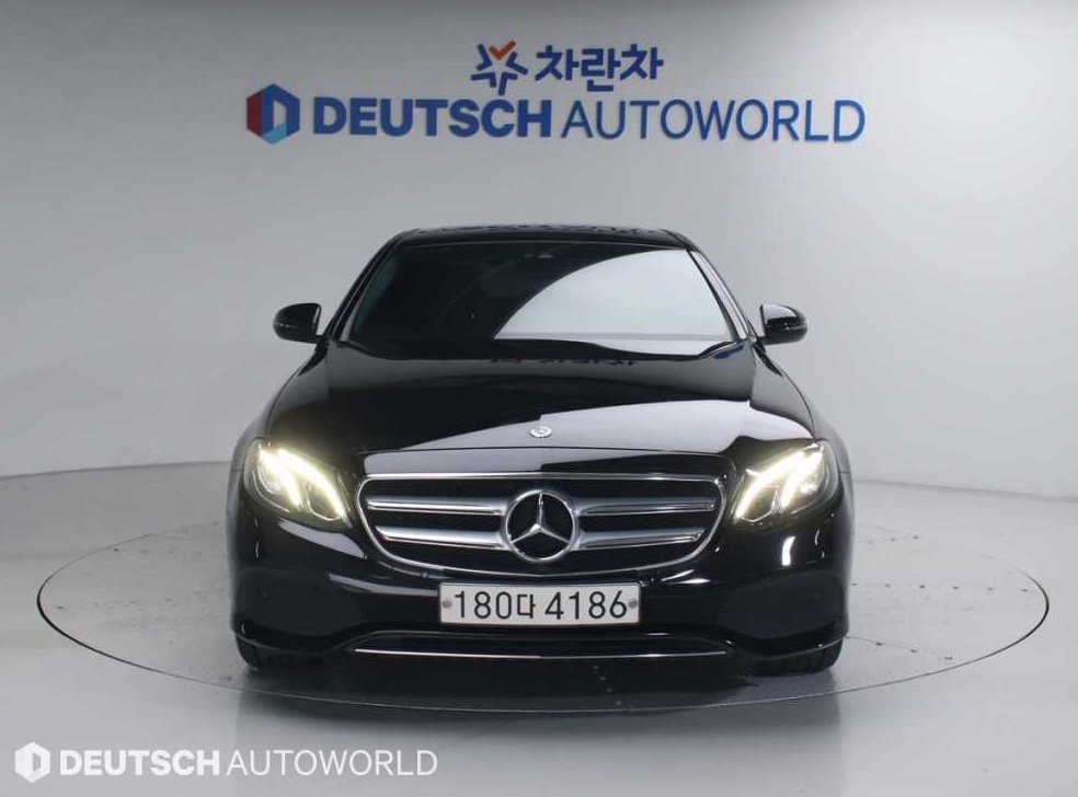 벤츠 E 클래스 E300 아방가르드 사진 3