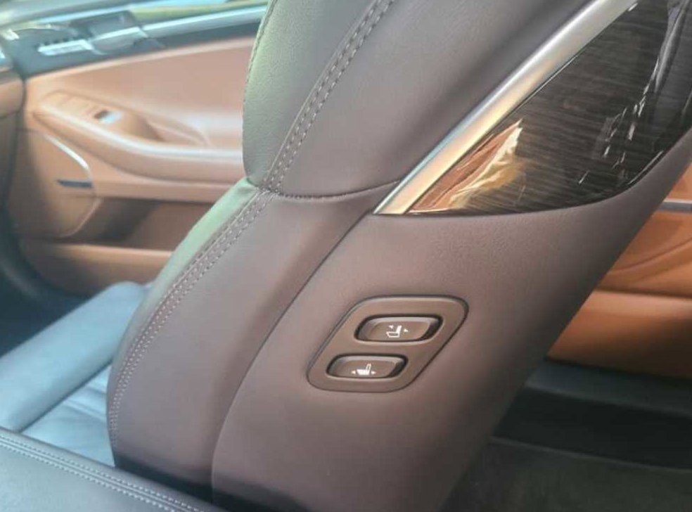 제네시스 G90 3.3 T AWD 사진 10