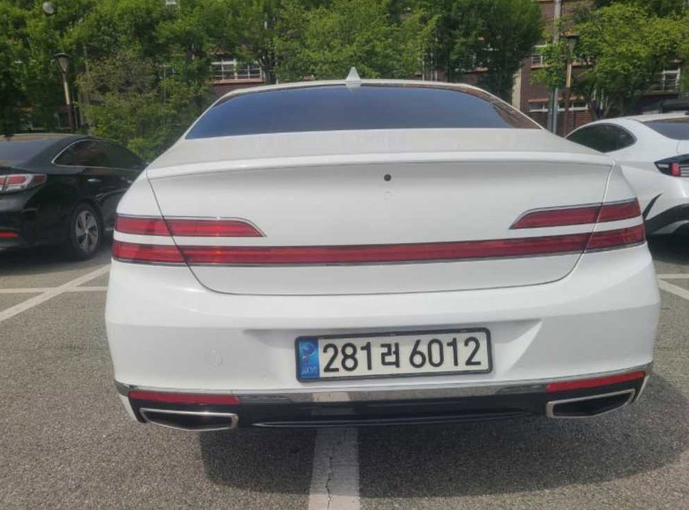 제네시스 G90 3.3 T AWD 사진 4