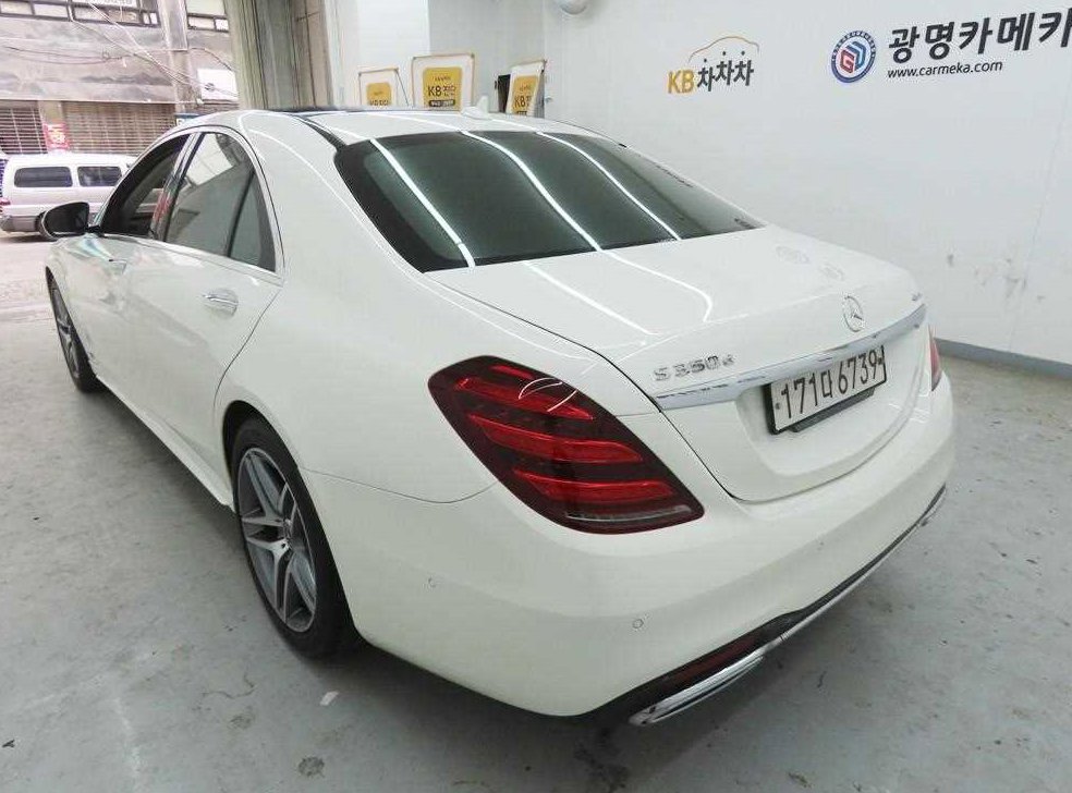 벤츠 S 클래스 S 350 d 4MATIC 사진 4