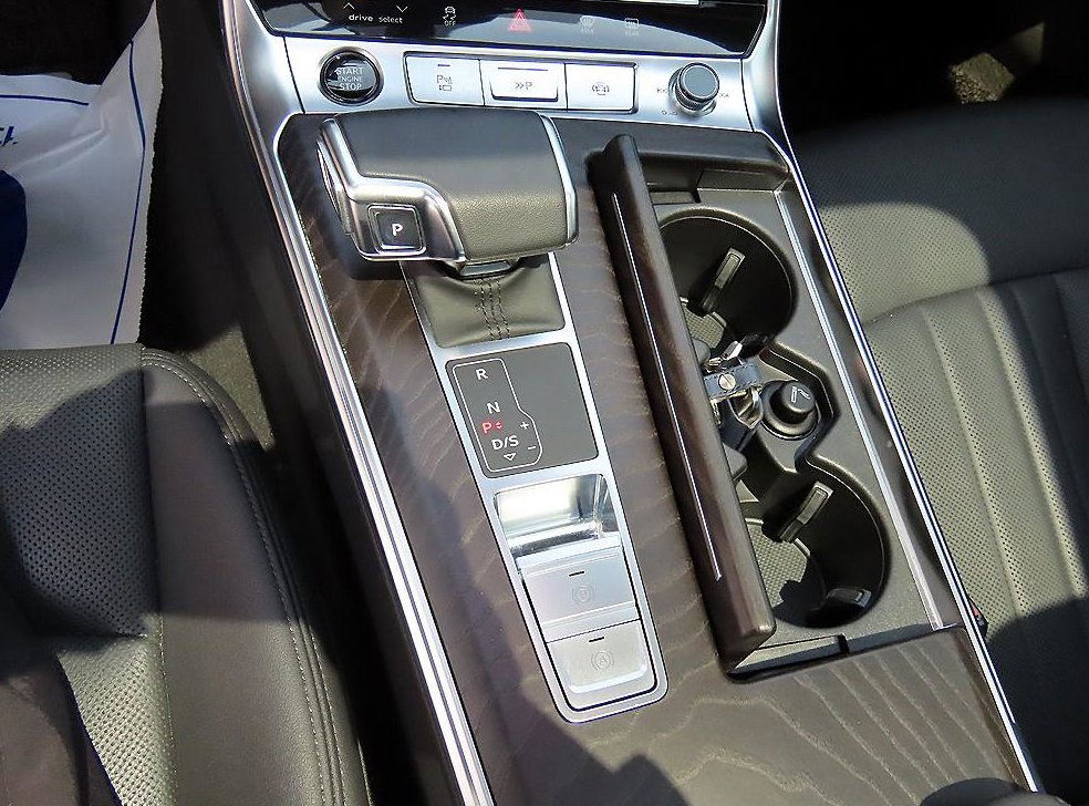 아우디 A6 45 TFSI 프리미엄 사진 11
